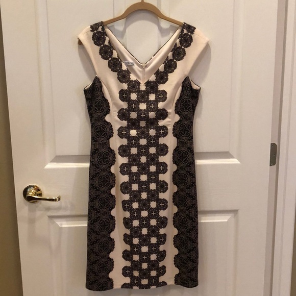 Maggy London Dresses & Skirts - Maggy London dress size 6